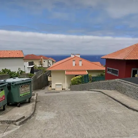 Costa Norte Apartment *